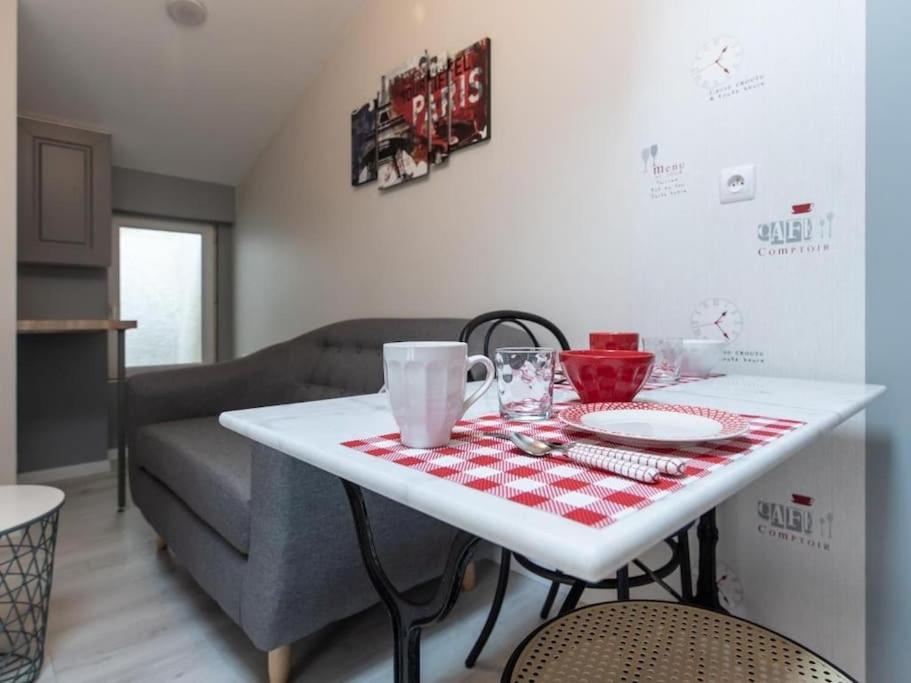 Le Paris Eiffel - Cosy En Plein Centre Apartment Bourgoin-Jallieu