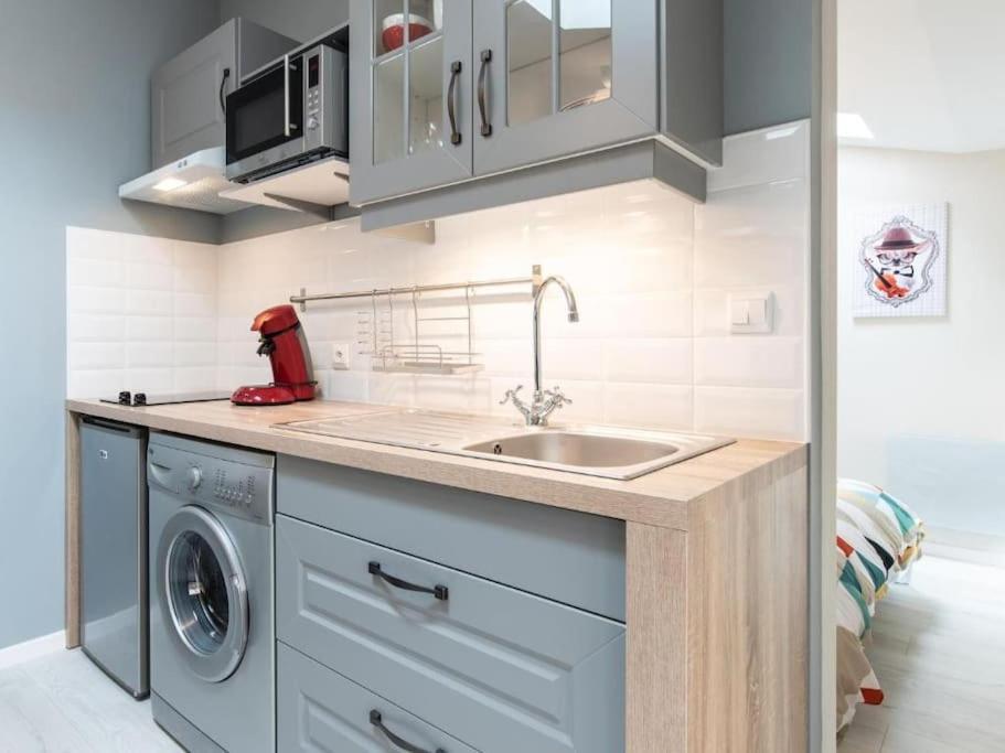Apartment Le Paris Eiffel - Cosy En Plein Centre Bourgoin-Jallieu